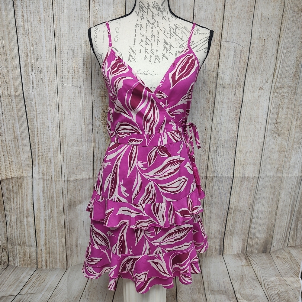 Band of the Free Bloom Ruffle Tiered Wrap Dress Medium Pink/White - Picture 2 of 10